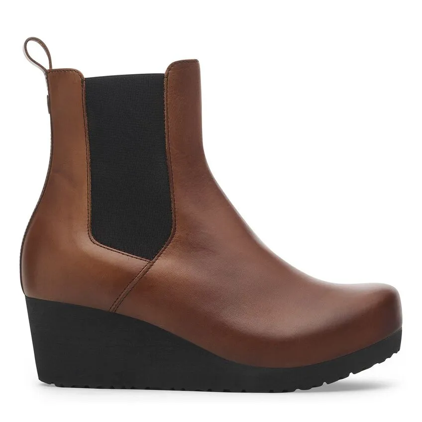 Ebba Wedge Slip On Ankle Boot in Black / Cognac