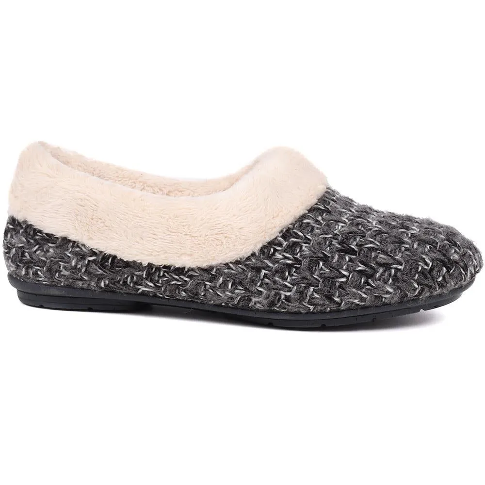 Faux Fur Lined Slippers - CARIANA / 324 749