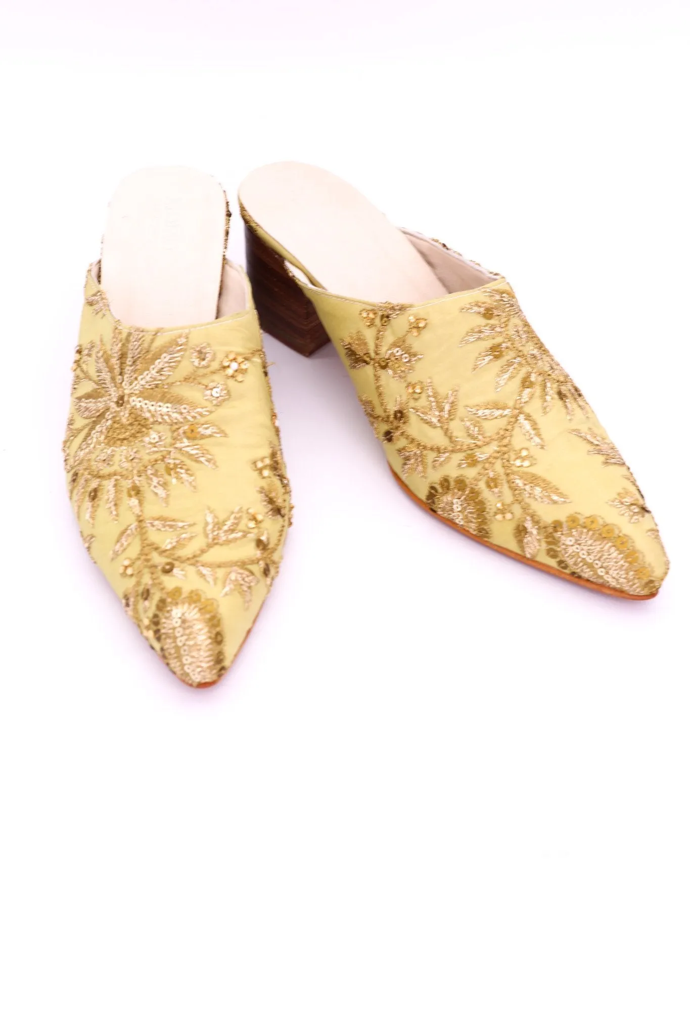 HEELED MULES EMBROIDERED X ANTHROPOLOGIE