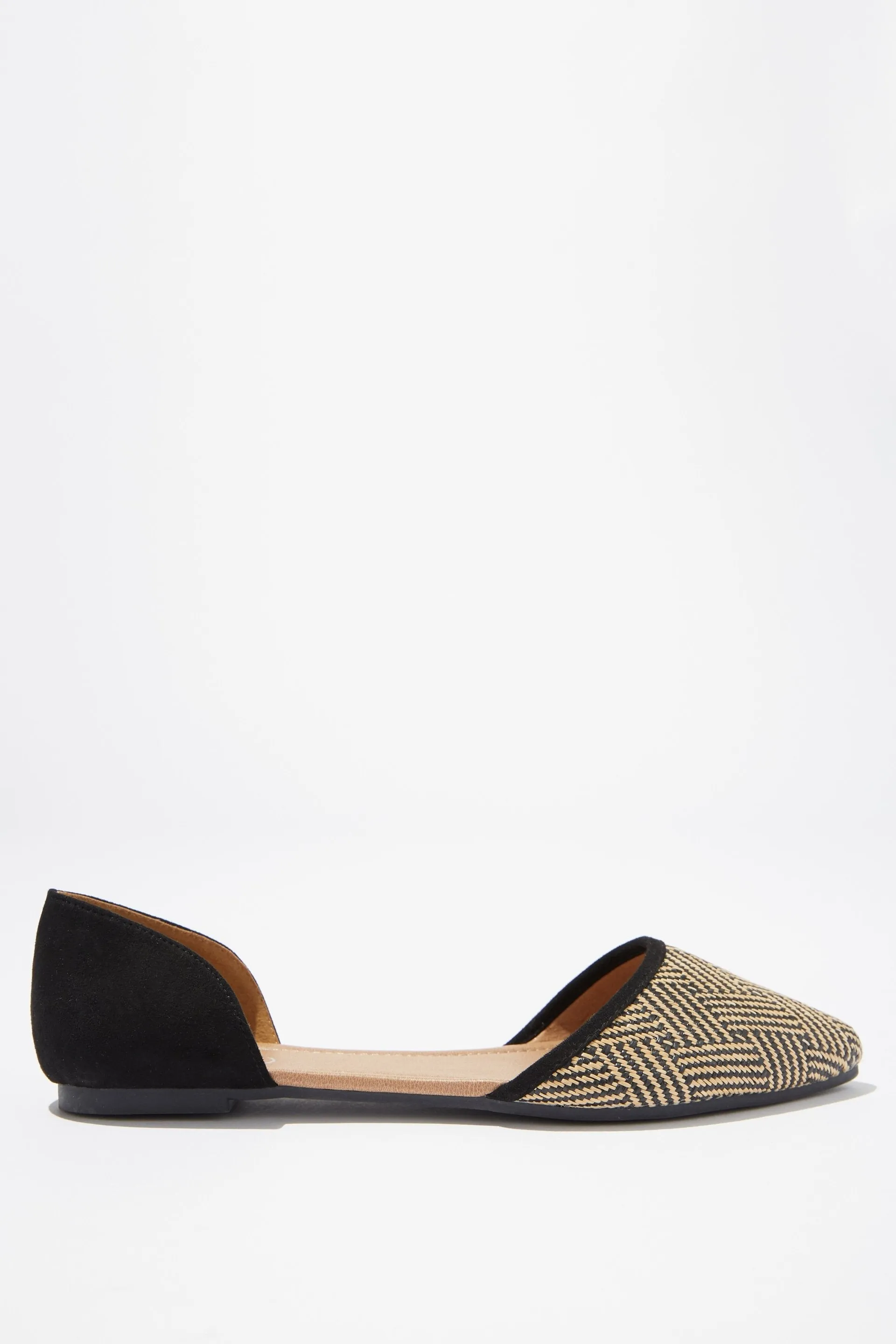 Women Bobbi Cut Out Point - Black Natural Raffia